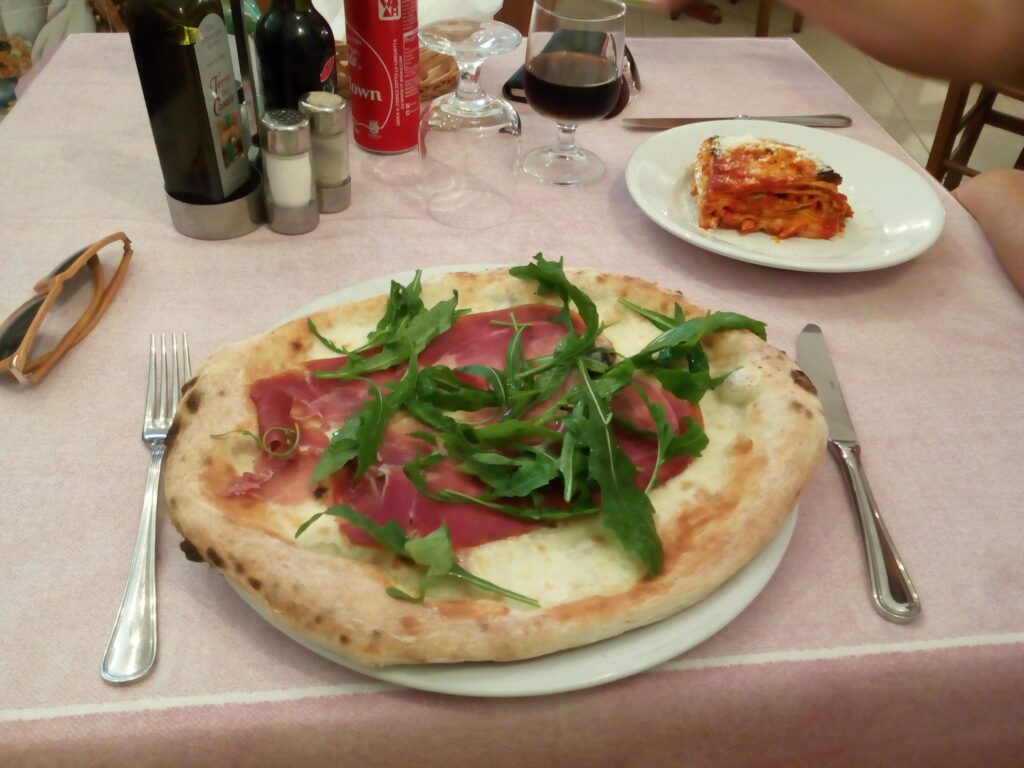 Amalfi pizza